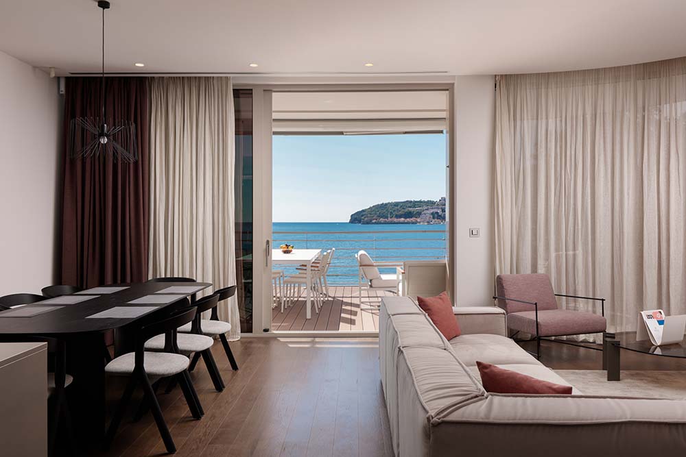 Three_bedroom_sea_view_1a1 (2)_6492ca997ca4b_681dd7111f842.jpg